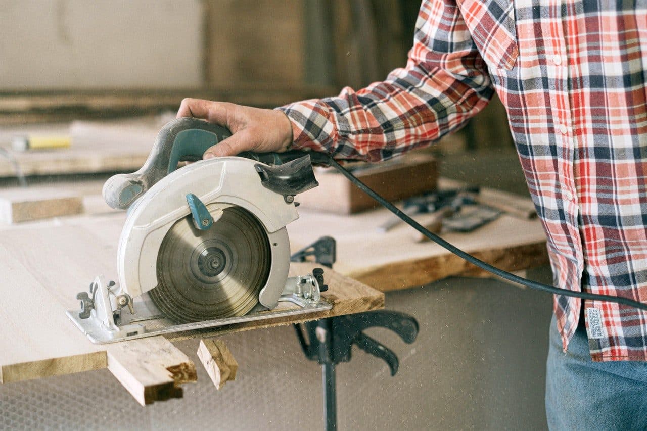 Circular Saw With Blade on Left