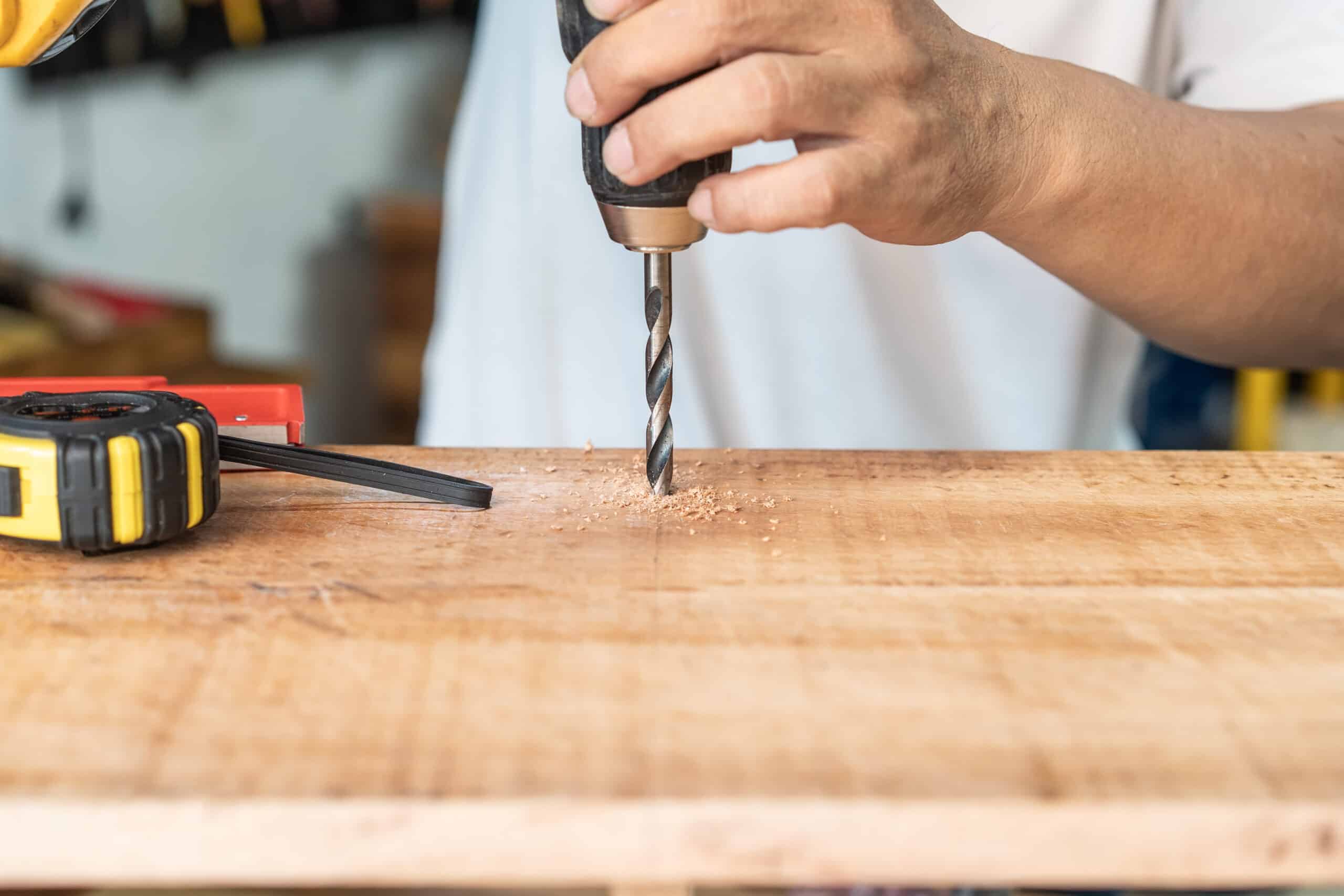 theprecisiontools.com : Can I drill a screw straight into wood?