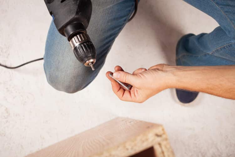 theprecisiontools.com : Do I need to pre drill for wood screws?