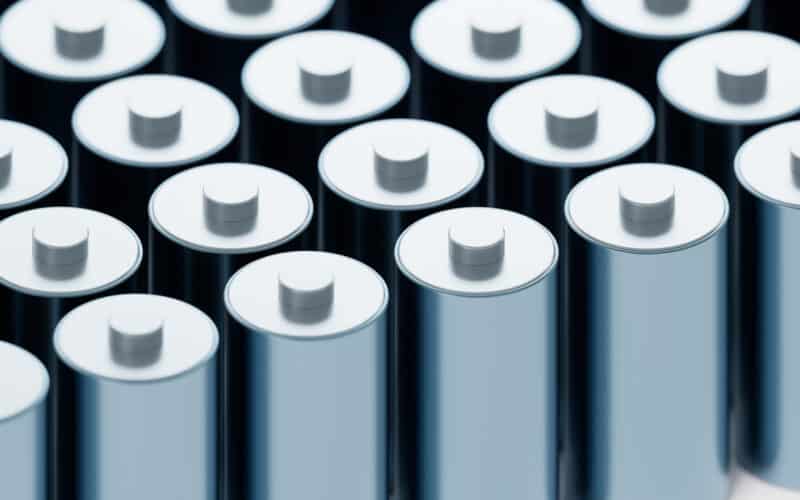theprecisiontools.com : How many years will a Milwaukee battery last?
